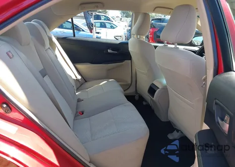 2014 Toyota Camry Le z USA, uszkodzony, nr VIN 4T4BF1FK6ER434561